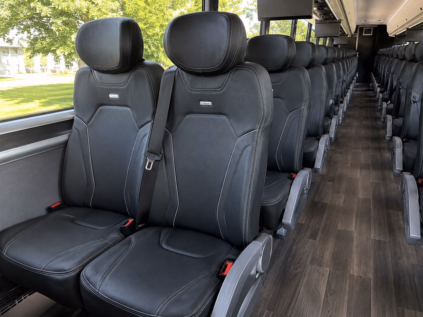 lynn timely charter buses for lynn corporate outings