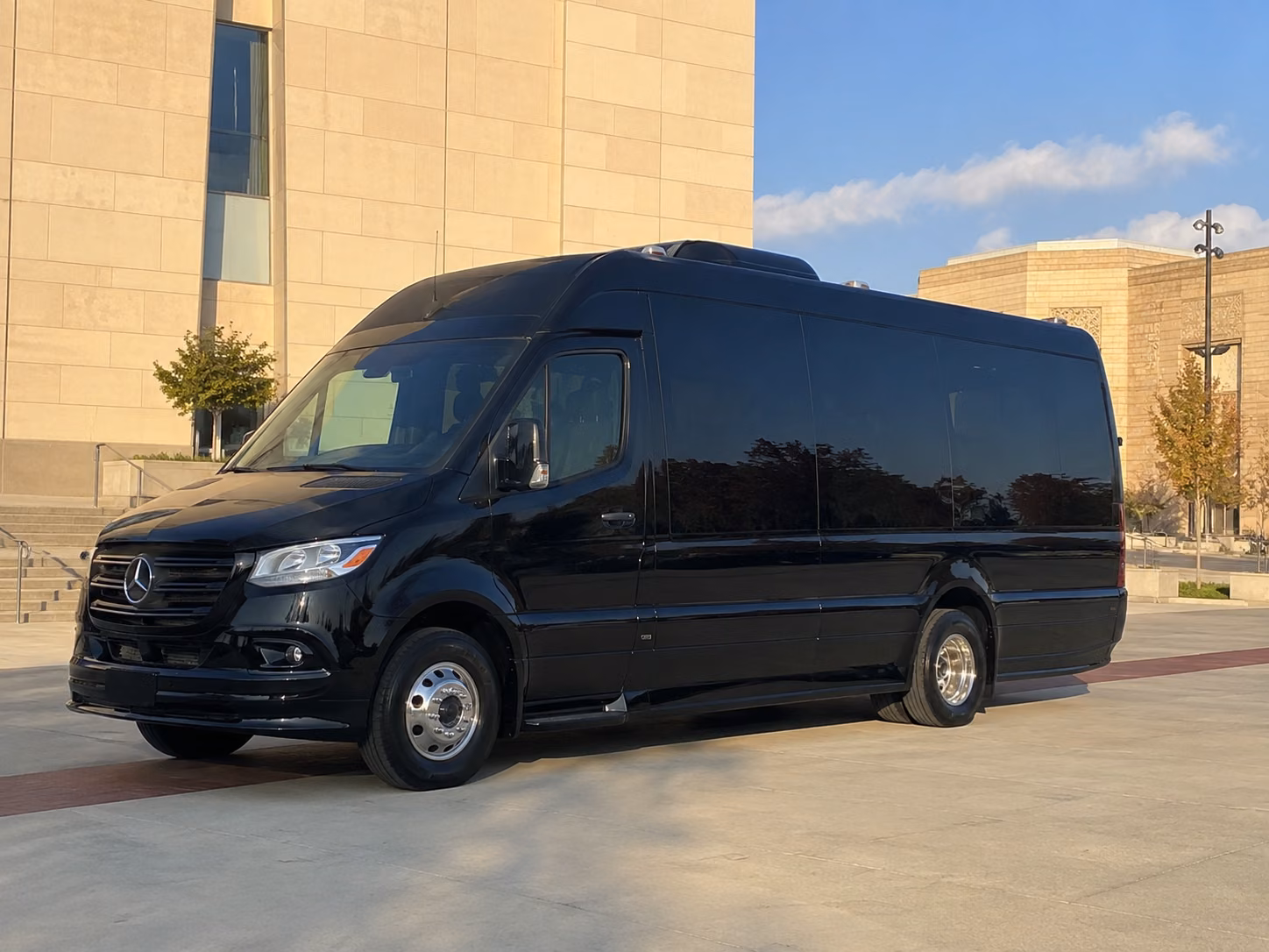 manchester book shuttle service for your manchester employees