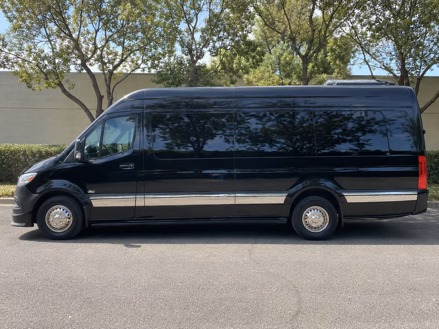 manchester seamless shuttle service for manchester weddings