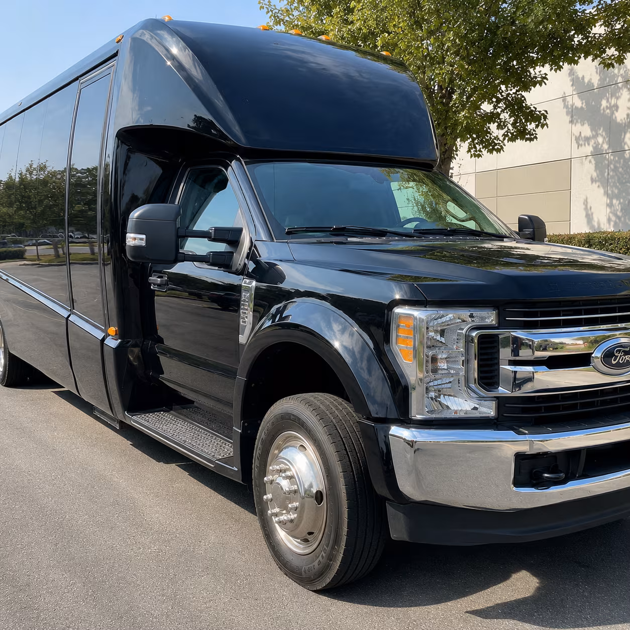 warwick employee shuttle bus services